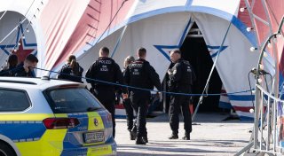 Artistin stürzt im Zirkus - Zuschauer sehen tödliches Drama