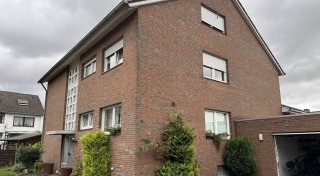 Leichenteile in Kühltruhe im Kreis Gütersloh: Das sagt der Verteidiger des Angeklagten