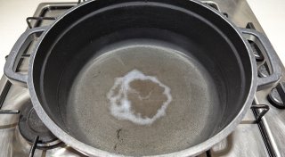 Physik am Herd: So entstehen Salz-Muster im Kochtopf
