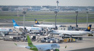 Kartellamt: Lufthansa darf bei Air Baltic einsteigen