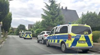 WG im Kreis Gütersloh terrorisiert Nachbarn - Polizei muss erneut eingreifen