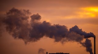 Analyse: Dax-Konzerne senken Treibhausgas-Ausstoß