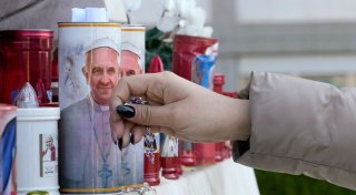 Vatikan: Zustand des Papstes «weiterhin kritisch»