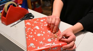 Sparsame Weihnachten: Viele geben weniger für Geschenke aus