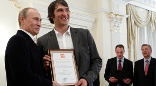 Putin gratuliert Eishockey-Star Owetschkin zu Torrekord