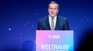 Verteidigungsminister Pistorius kündigt 35 Milliarden Euro für Weltraumsicherheit an