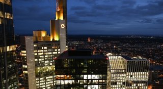 Berichte: Commerzbank könnte Tausende Jobs streichen