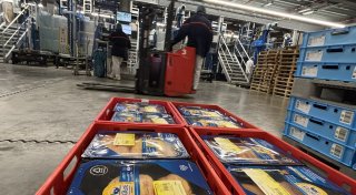 Höhenflug mit Hähnchenfleisch: Delbrücker Familienbetrieb gewährt Blicke hinter die Kulissen