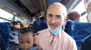 Mit 85 am OP-Tisch: Arzt aus dem Kreis Herford operiert seit 20 Jahren Kinder in Afrika
