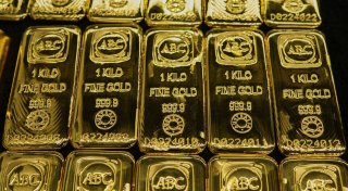 Goldpreis steigt auf Rekord - Anleger setzen auf Zinssenkung