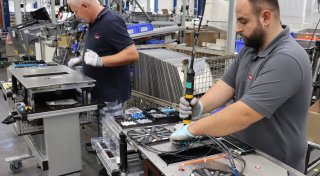 „Keine Fließbandarbeit“: Miele gibt Einblicke in Bünder Imperial-Werk