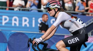 Bauernfeind und Niedermaier verlängern bei Toursieger-Team