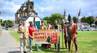 Gaukelei, Schwertkämpfe und Ritterspiele in den Bürener Almeauen