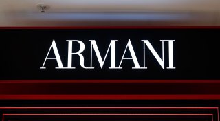 Italien verhängt Millionenstrafe gegen Armani-Unternehmen