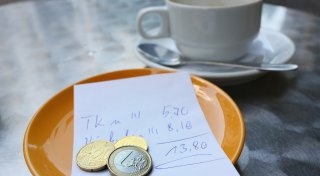 Gütersloher Restaurant schlägt das Trinkgeld vor - Gastronom spricht über Erfahrungen