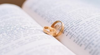 Palliativ-Patient heiratet, Wahlkampf-Laterne und Ermittlungen nach tödlichem Unglück