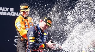 Verstappen unter Druck: Drohende Sperre und großer Rückstand