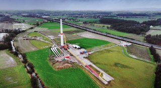 Energie für Tausende Haushalte: Windrad-Gigant wächst bei Bruchmühlen in die Höhe