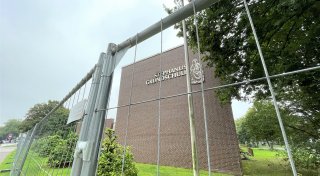 In der Stephanus-Grundschule in Paderborn sanieren jetzt Handwerker das Gebäude