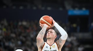 Weltmeister und Weltenbummler: Theis verstärkt Basketballer