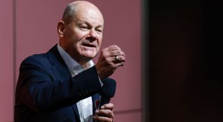 Scholz: Wollen mehr Hilfe für weibliche Gewaltopfer