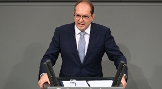 Einbürgerung frühestens nach fünf Jahren