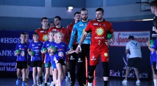 Mit Topspiel, Einlaufnebel und Hüpfburg: So lief der Handballtag der HSG Spradow