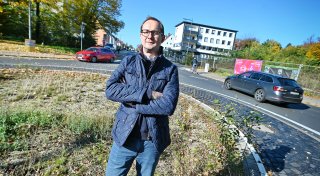 Auf Bielefelder Kreisverkehr wuchert seit vier Jahren das Grün