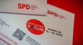 Enthält „rechtswidrige Vorhaben“: NRW-Jusos stimmen gegen Koalitionsvertrag
