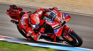 Eine Woche nach Titeltriumph: Márquez verletzt nach Sturz