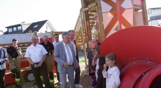 Minister-Besuch in Bad Lippspringe: Reul sieht Ehrenamt als Rückgrat des Katastrophenschutzes