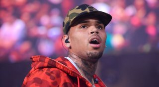 Anklage in England: US-Sänger Chris Brown bleibt in Haft