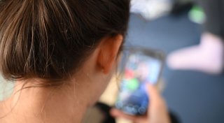 Steigende Suchttendenz bei Nutzung sozialer Medien