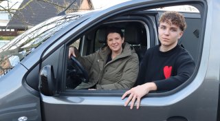 Mutter und Sohn aus Bünde wollen Party-Shuttle für Jugendliche starten
