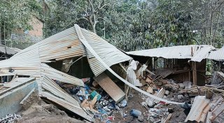 Tausende Evakuierungen nach Vulkanausbruch in Indonesien