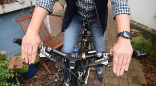 „Radfahrerlähmung“: Spenger kann nach Tour seine Hände nicht mehr richtig benutzen