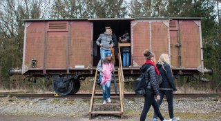 Bielefelder Gymnasiasten singen rassistisches Lied in KZ-Gedenkstätte Bergen-Belsen