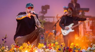 Vom Proberaum bis zum Bielefelder Stadionkonzert: Casper zeigt, wie alles begann