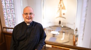 Priesterweihe in Paderborn: Negativ-Rekord und Protest vor dem Dom