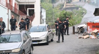 Medien: 64 Tote bei Polizeieinsatz in Rio de Janeiro