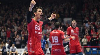 Melsungen bleibt im Titelrennen vorn