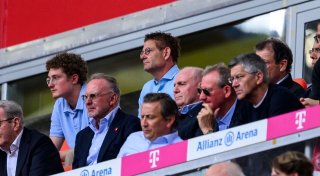 Studie: Kaum Platz für Frauen in Fußball-Spitzenpositionen