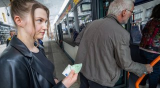 Neue Tickets in Bielefelder Bussen und Bahnen: Digital gut gedacht - praktisch schlecht erklärt