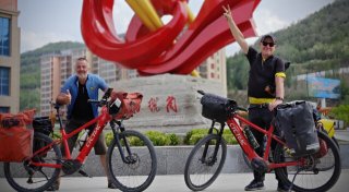Bielefelder radelt auf Maos Spuren quer durch China