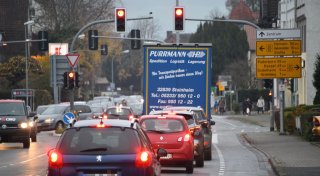 Wenn die Ampel im Kreis Höxter Rot zeigt: Wartezeiten im Straßenverkehr