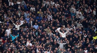 Homophobe Gesänge: Tottenham prangert Fan-Verhalten an