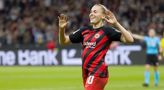 Sieg gegen Freiburg: Eintracht-Frauen erobern Tabellenspitze