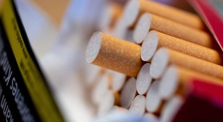 ETF statt Kippe: Wie Rauchverzicht ein Vermögen bringen kann