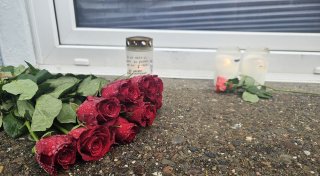 Detmolderin tot unter Terrasse entdeckt - Ehemann leblos in Bielefeld gefunden