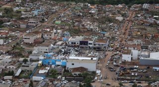 Tornado trifft Südbrasilien: Stadt fast vollständig zerstört